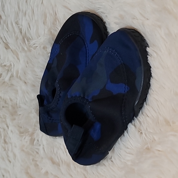 Shoes, Water Shoes, size Small , Toddler, Boys - Picture 1 of 4